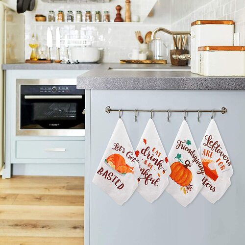 CiyvoLyeen 4pcs 4 different patterns Thanksgiving Kitchen Dish Towels