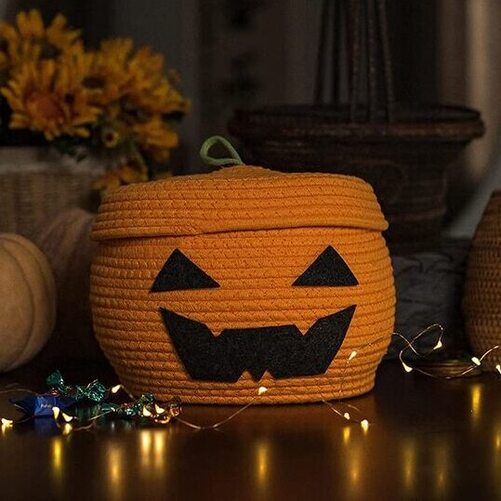 Lixinju Cotton Rope Woven Decorative Orange Pumpkin Halloween Round Basket with Lid